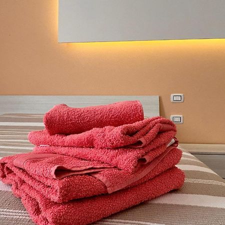 Casa Daura - Your Comfortable Apartment In Bologna - Parking ภายนอก รูปภาพ