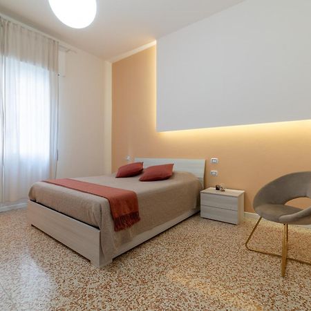 Casa Daura - Your Comfortable Apartment In Bologna - Parking ภายนอก รูปภาพ