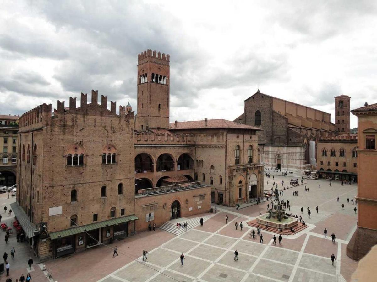 Casa Daura - Your Comfortable Apartment In Bologna - Parking ภายนอก รูปภาพ