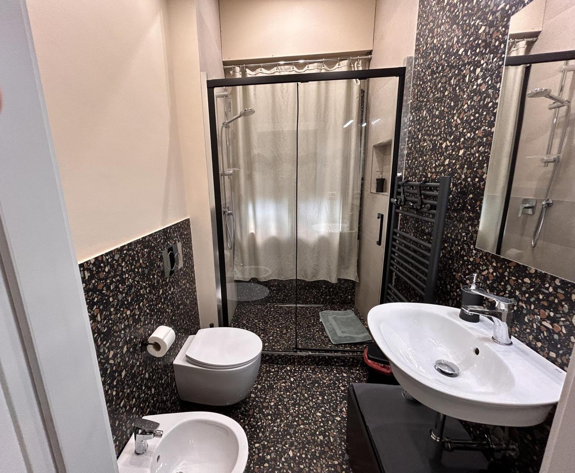 Casa Daura - Your Comfortable Apartment In Bologna - Parking ภายนอก รูปภาพ